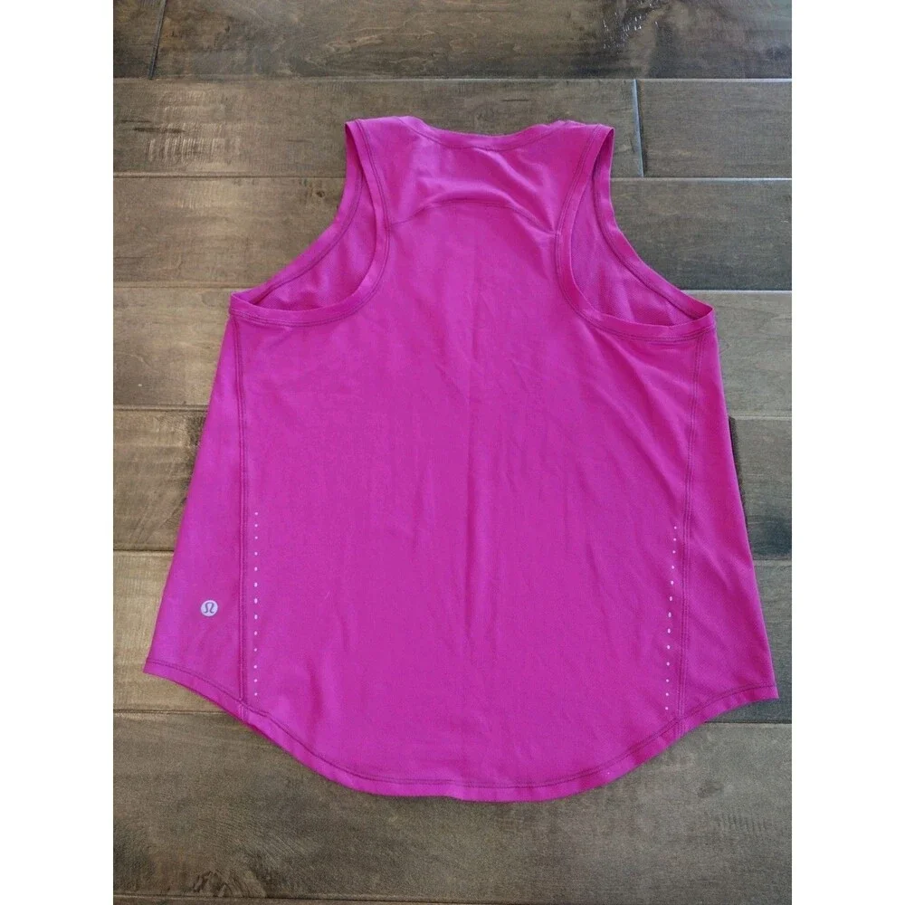LULULEMON Women's Sculpt magenta sleeveless reflective tank top - 8